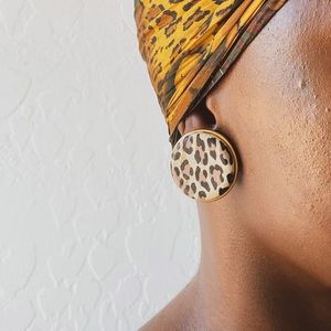 Vtg 80s Round Leopard Earrings